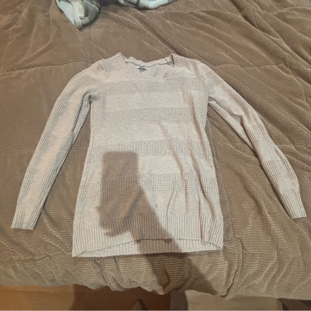 Old Navy Beige Knit Sweater